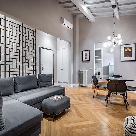 Hs4U Ricasoli Luxury Apartment Near Duomo N.1 Florence Exterior photo