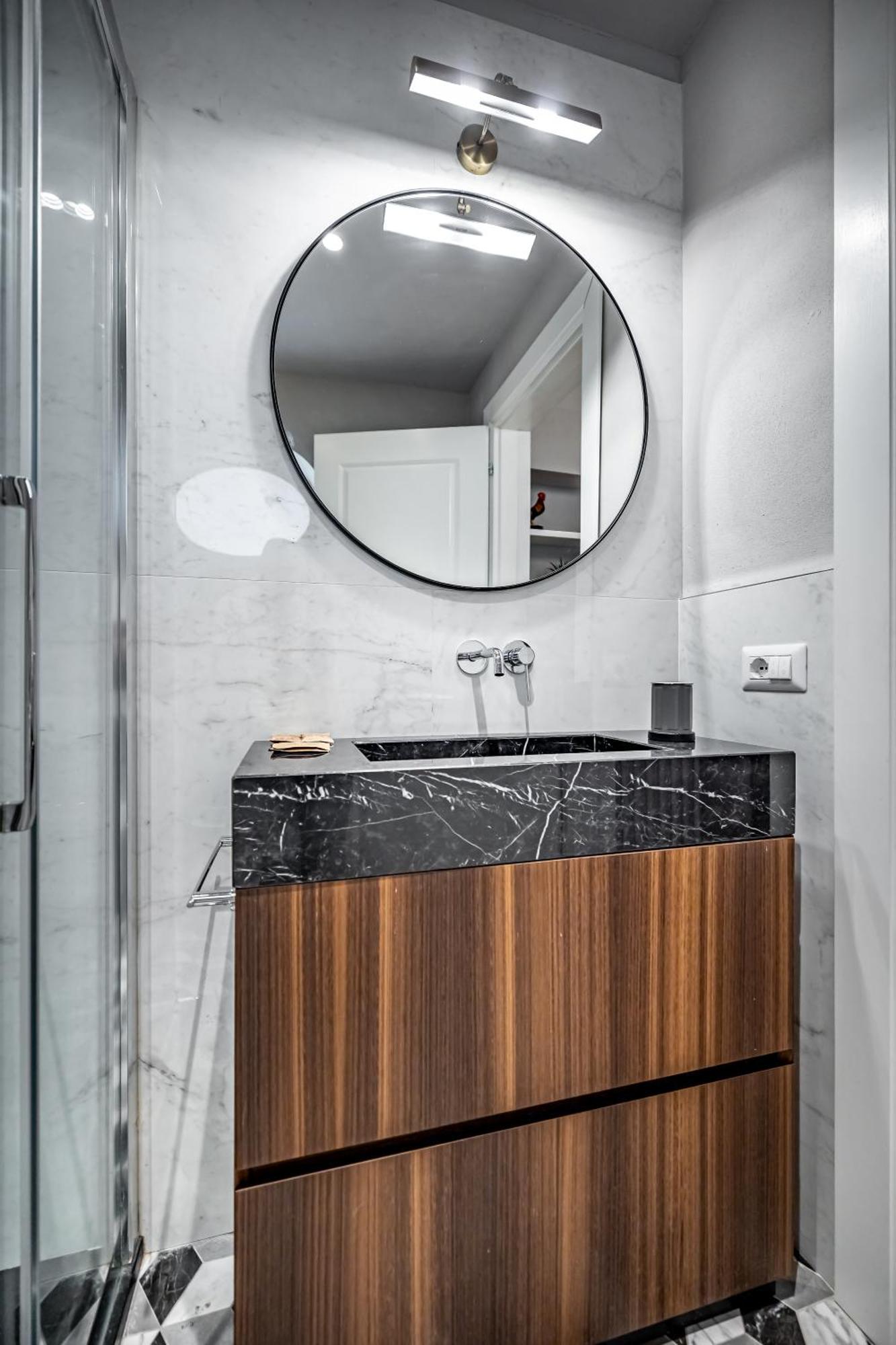 Hs4U Ricasoli Luxury Apartment Near Duomo N.1 Florence Exterior photo