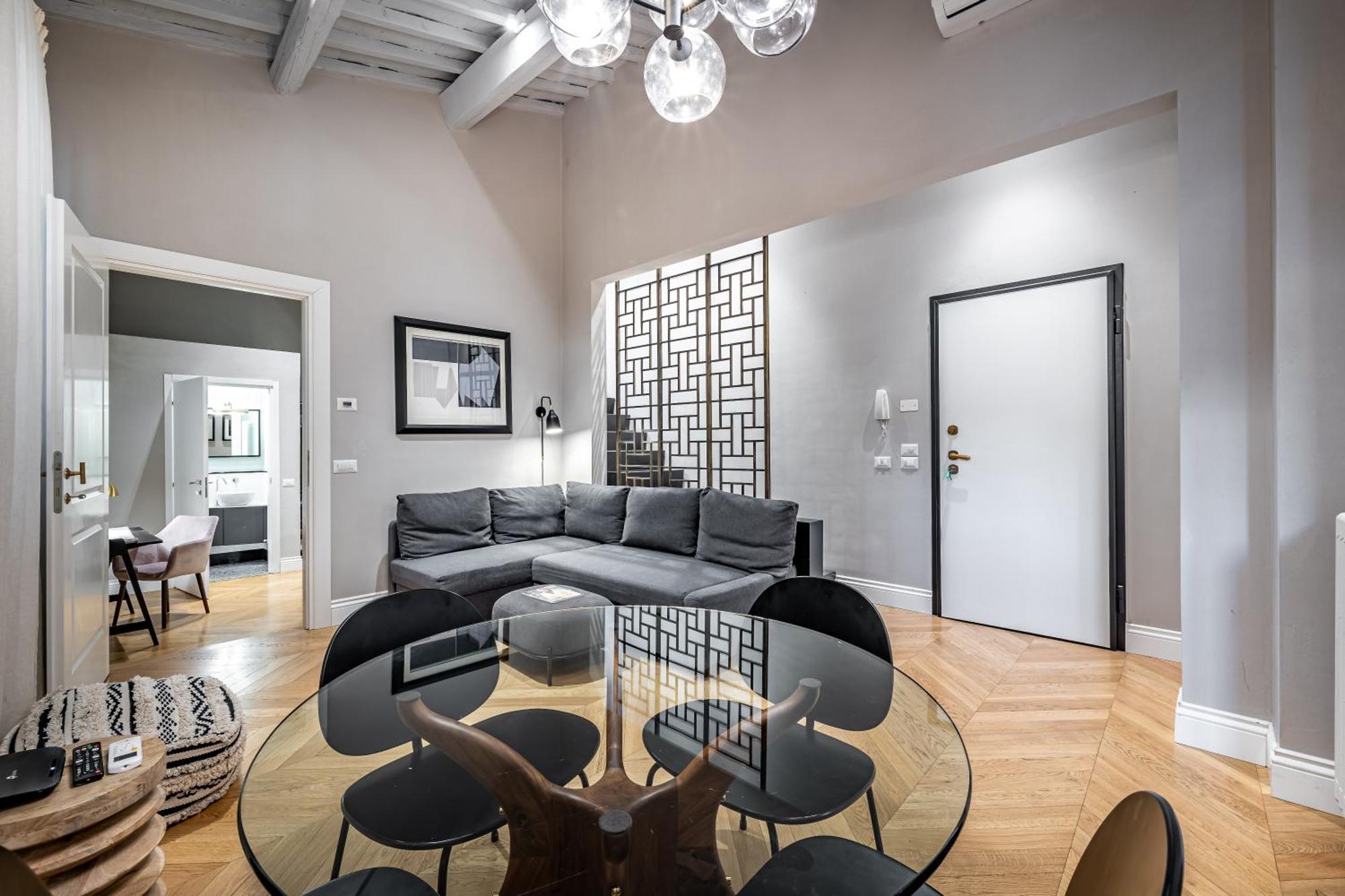 Hs4U Ricasoli Luxury Apartment Near Duomo N.1 Florence Exterior photo
