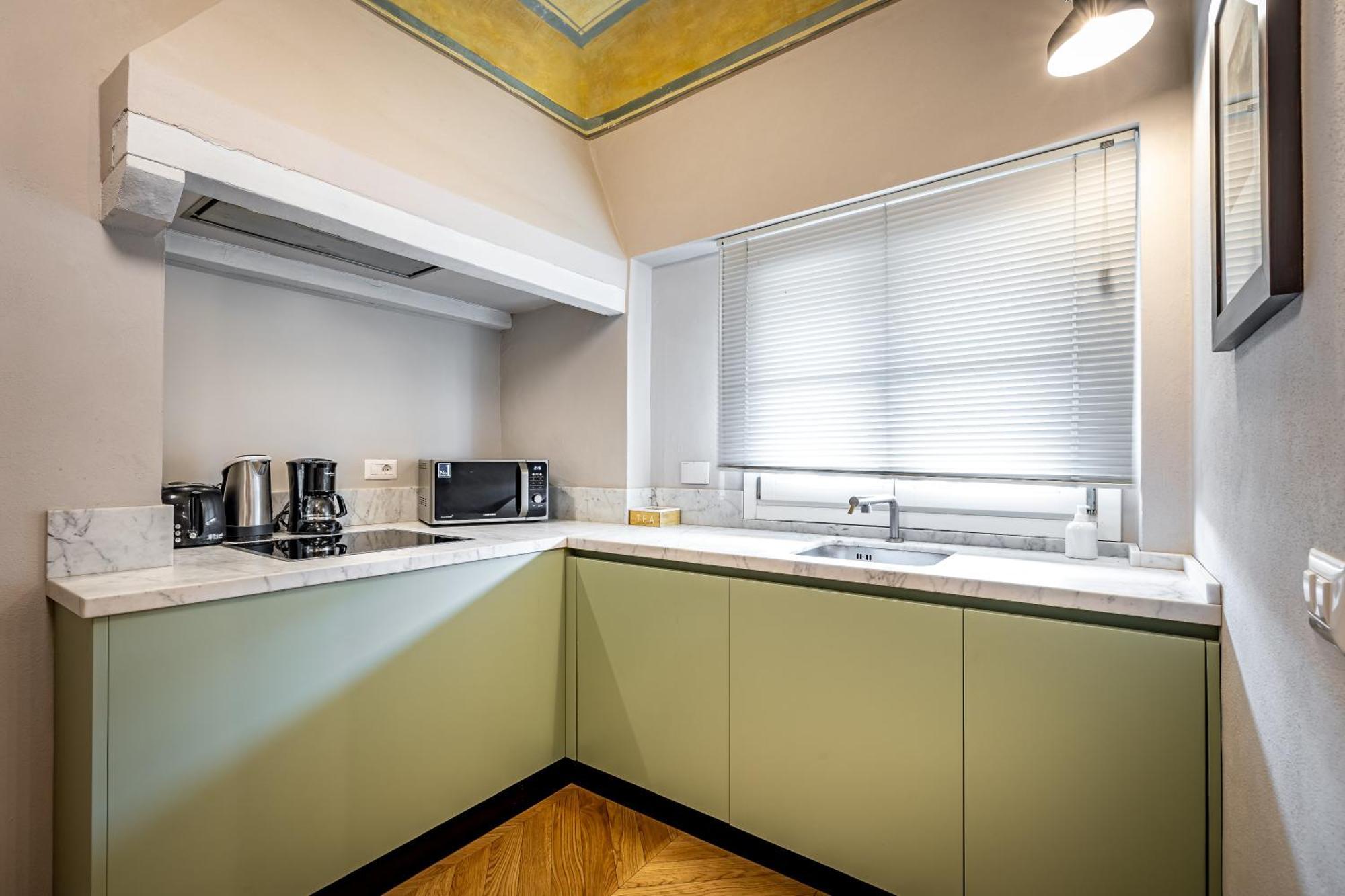 Hs4U Ricasoli Luxury Apartment Near Duomo N.1 Florence Exterior photo