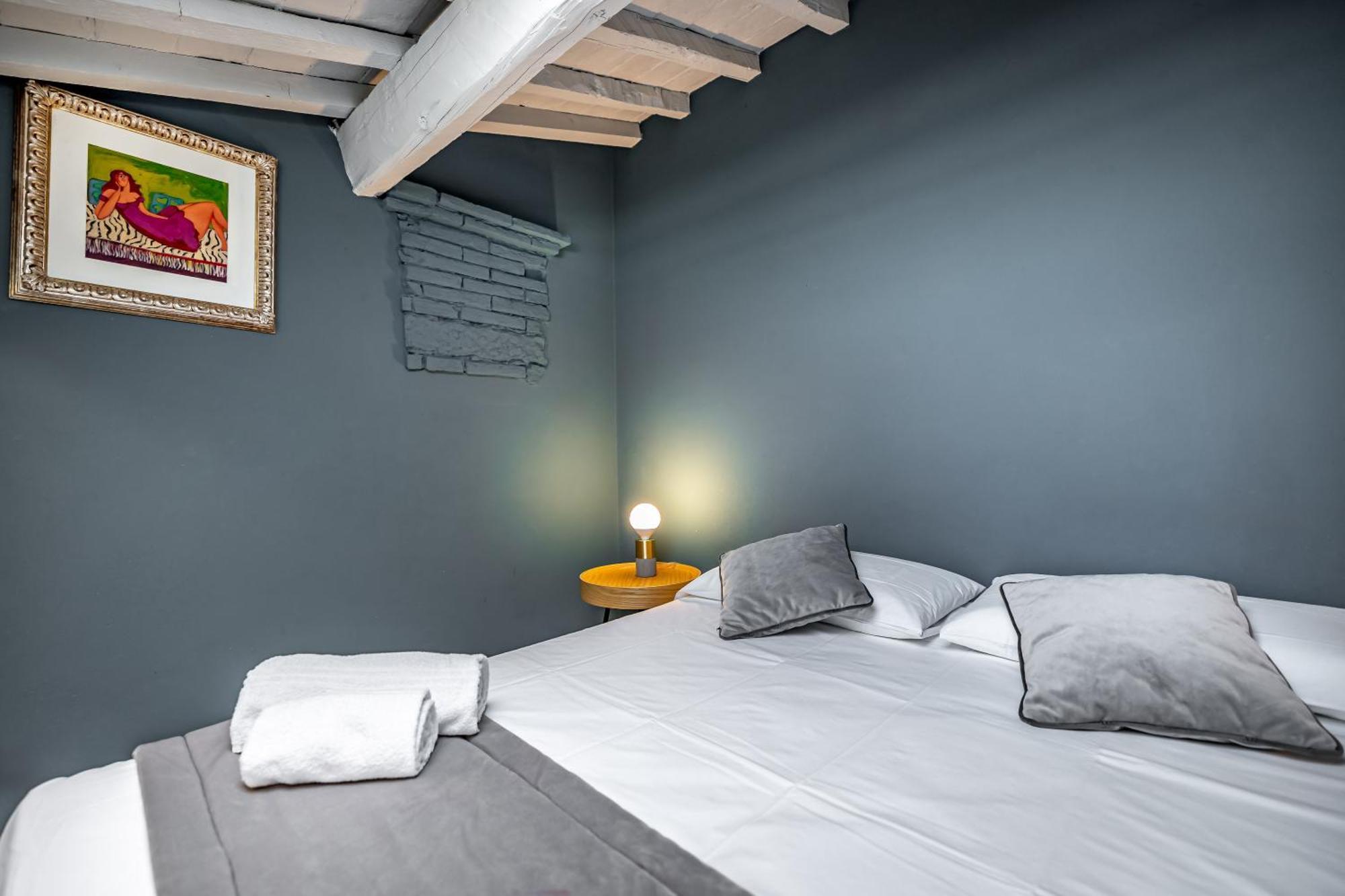 Hs4U Ricasoli Luxury Apartment Near Duomo N.1 Florence Exterior photo